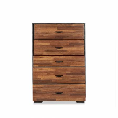 Mix a shoda barev, celý produkt se mění dle požadavků zákazníka.